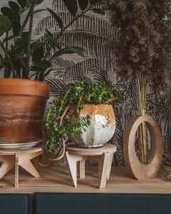 Ständer / Blumenständer "Keil"