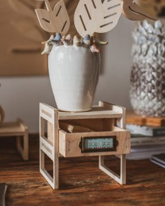 akaja pomocnik kolumna