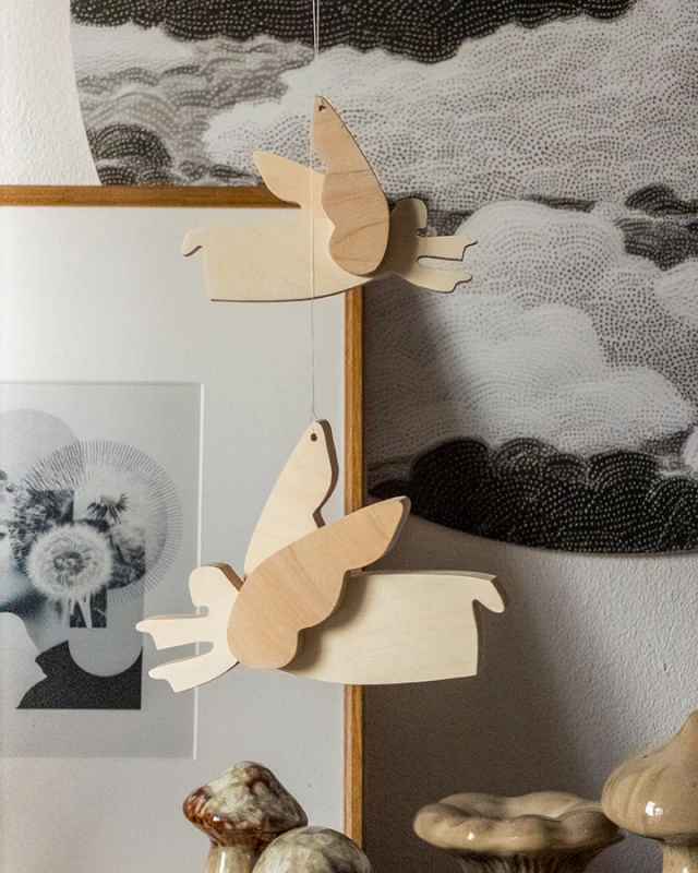 anioły drewniane - zawieszka