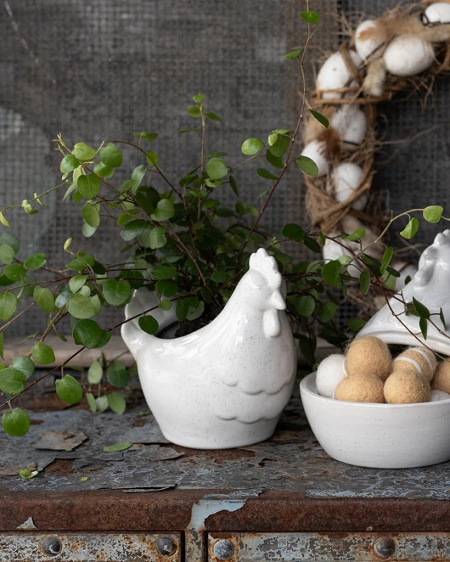 kura - porcelanowa doniczka